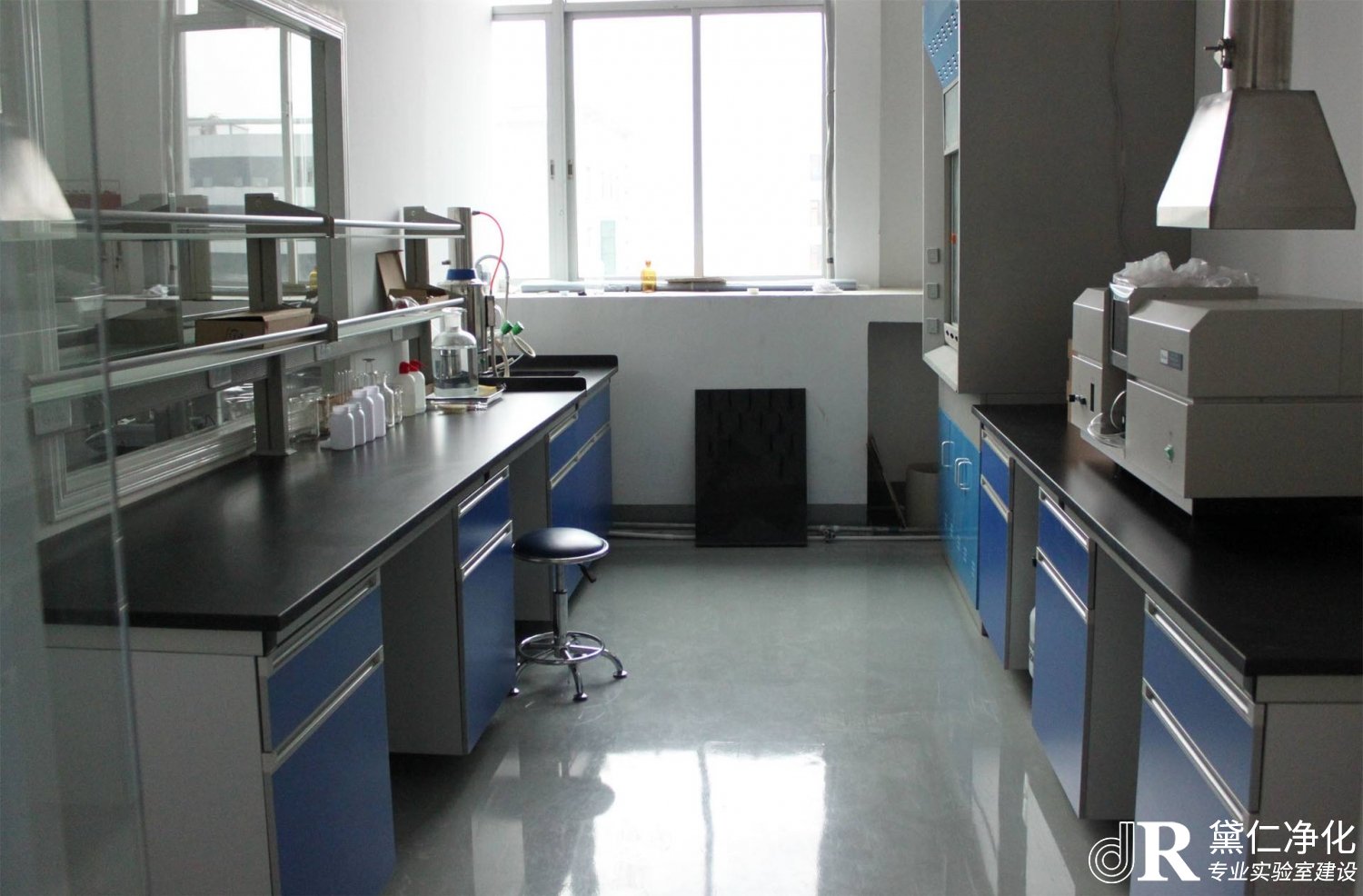 实验室装修一般需要花多少钱？
